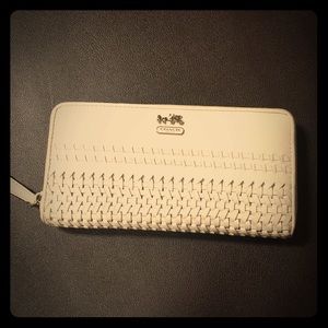 🌟🍉RARE Coach Wallet🍉🌟